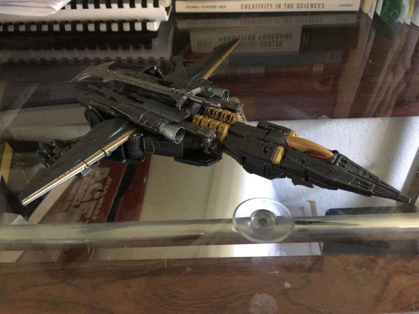 The Last Knight Voyager Megatron Transformation Demo Video And In Hand Gallery 07 (7 of 20)